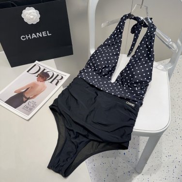 Chanel swimsuits, the actual product is really beautiful! Can't capture its beauty, who_634