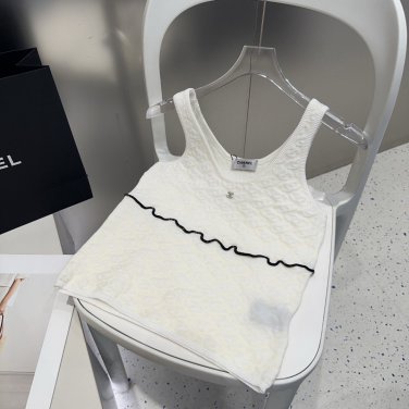 Chanel tank top, super explosive when worn alone with a jacketOne size fits_279