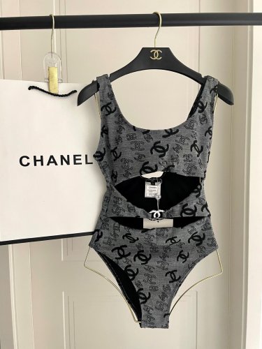 Chanel's new jacquard one-piece swimsuit is suitable for swimsuits in various scenarios &acirc;�� Beac