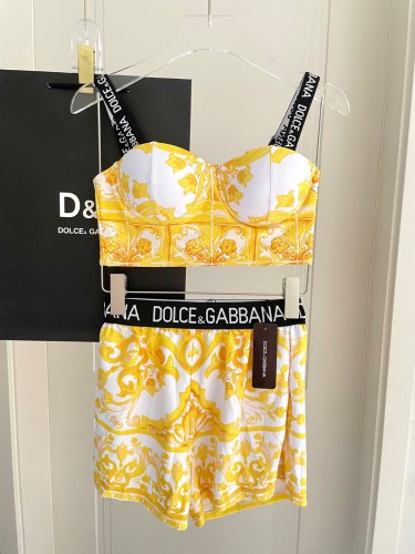 DG's new printed one-piece swimsuit is suitable for swimsuits in various scenarios &acirc;�� Beach swi