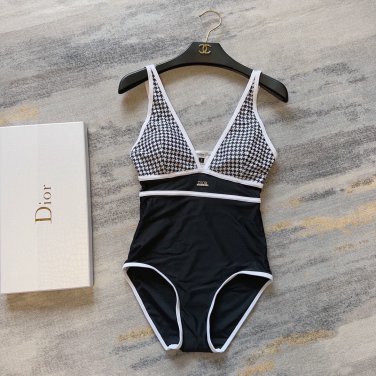 Dior swimsuit, the actual product looks super beautiful, and the upper body looks supe