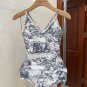 Dior's new classic animal jungle Ruyi print cross backless one-piece swimsuit (with ch