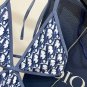 Dior's new sexy one-piece swimsuit by Zhou Yangqing is suitable for various occasions as a swimsu