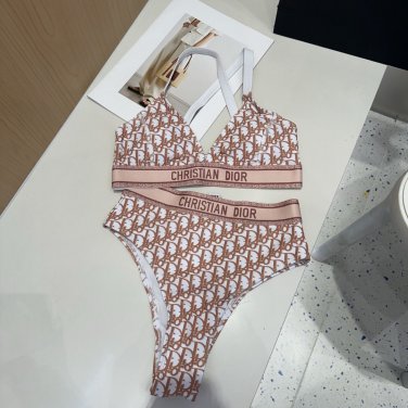 htyChanel swimsuits are a must-have for fashionistas. Super body shape! SML
