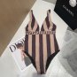 htyFendi swimsuit, slim and beautiful on the upper body! Wearing very stylish SML