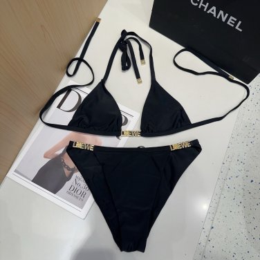 Luoyiwei swimsuit is a must-have for fashionistas. Super body shape! SML_393