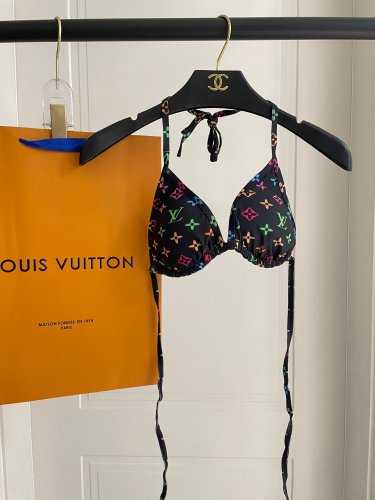 Lv bikini a swimsuit suitable for various scenes &acirc;�� Beach swimming pools, hot springs, w