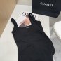 Miumiu one-piece swimsuit, slim and beautiful on the upper body! Wearing very stylish S