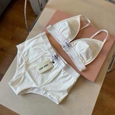 Miumiu Split Set New Split Swimsuit Suitable for Swimming Clothes in Various Scenarios &acirc;�� Be_468