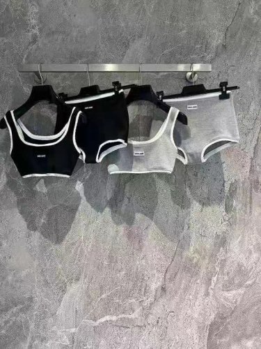 Miumiu's new socialite style split swimsuit (without chest cushion) is suitable for swimsuits in_121