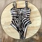 the new one-piece swimsuit with 80 DG stripes suitable for swimsuits in various scenarios ♀ Be