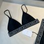 Trendy brand bikini swimsuit, super great on top! Synchronize sales at major counters, natural