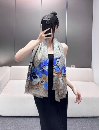 &iuml;&frac14;� Gucci's classic double-G logo paired with floral elements exudes a temperament tha_2846