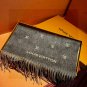 0 [LV] official website new couple style Paris Fashion Show double-sided cashmere scarf_269
