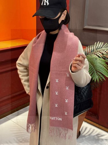 0 [LV] official website new couple style Paris Fashion Show double-sided cashmere scarf_270