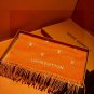 0 [LV] official website new couple style Paris Fashion Show double-sided cashmere scarf_273