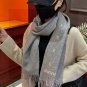 0 [LV] official website new couple style Paris Fashion Show double-sided cashmere scarf_3557