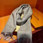 0 [LV] official website new couple style Paris Fashion Show double-sided cashmere scarf_3557