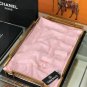 0 Chanel's latest cashmere long scarf is a special supply for Italian counters. The foa
