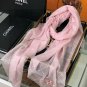 0 Chanel's latest cashmere long scarf is a special supply for Italian counters. The foa