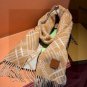 0 double-sided scarf Burberry plaid scarf looks crazy, it's so stylish and charming. It_3573