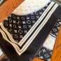 0 is both fashionable and versatile! LV's new vintage long scarf is a great item to enh