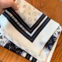 0 is both fashionable and versatile! LV's new vintage long scarf is a great item to enh_1015