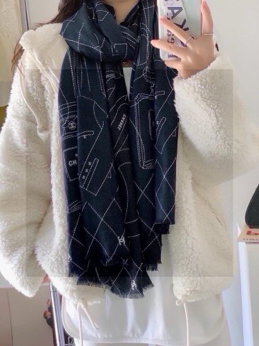 0 new cashmere shawl long scarf! Highly recommend the price is super beautiful! More be_5974