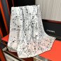 0 New Chanel [Graffiti Letter Series] Granny Chanel is always a classic [hair]. A cleve