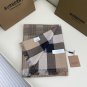 5 Bur double-sided shawl, this scarf is made of 100% cashmere fabric and measures 200x1