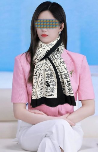 5 Heavily recommend Xiaoxiang 2025, the latest model [No. 5 perfume bottle]. The top de