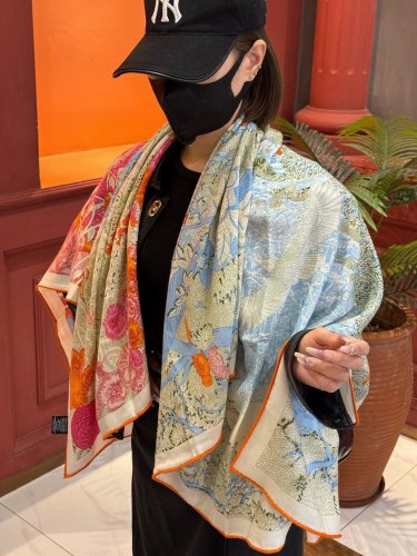 5 Hermes AutumnWinter Pairing Tool Top Double sided Same color Edition Silk Cashmere S_3450