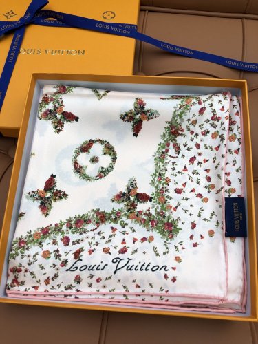 5 LV 25s Exclusive Store New Silk Square TowelOriginal 18mm twill silk double-sided s_7851