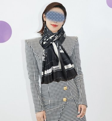 5 New Release 2030 Aima Shi Silver Silk Latest [Eating Melon] Women's Essential [Gift]