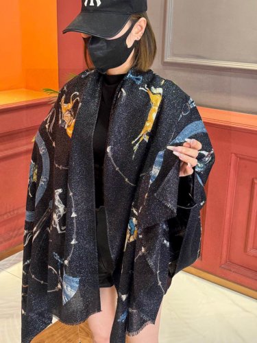 5 new scarf that glows and shines is highly recommended for its top-notch craftsmanship_6889