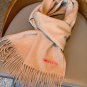 5 PRADA's latest couple's scarf is elegant and simple, making it the perfect choice for_5087