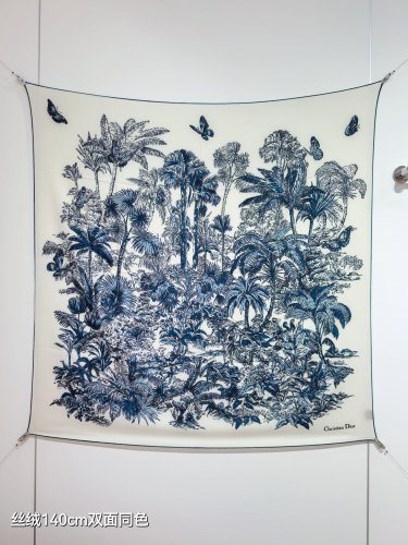 5 RDO2536Double sided same color 140x140cm 70% cashmere 30% silkDior's