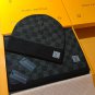 5 RLV2105 [Original Gift Box Set] Classic LV Checkered Wool Scarf+Hat This soft wool_5552