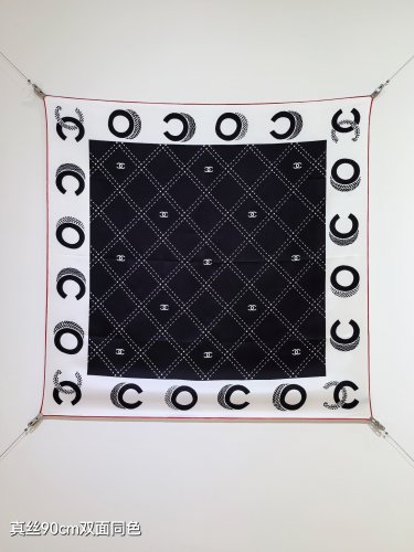 5 SCC254118mm double-sided 90x90cm diagonal silkChanel's