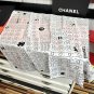 5 The high version of Chanel [No. 5 perfume bottle] is always a classic [hair]. A perfu_3211