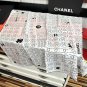 5 The high version of Chanel [No. 5 perfume bottle] is always a classic [hair]. A perfu_5606