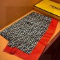 5 will glow and shine with a scarf from Fendi~It goes without saying that this style is
