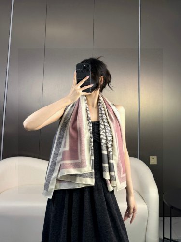 2024 Dior counter synchronization [D-letter double-sided handkerchief 140] This Dior h