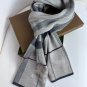 Burberry's popular new high-end men's scarf features a classic warhorse plaid pattern_3340