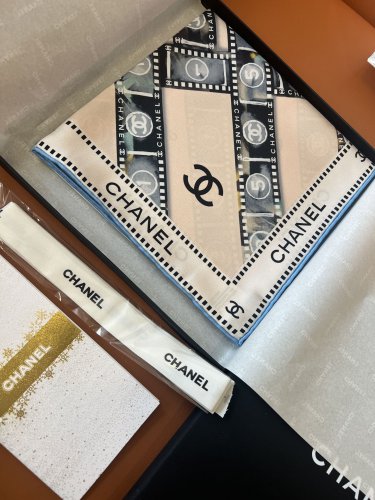 ce &iuml;&iquest;&yen; 365 (Comes with a full set of original packaging)The original quality of the n