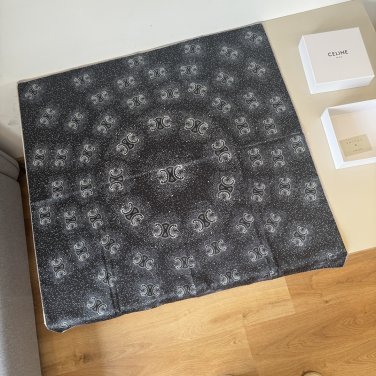 ch 110CELINE's new silk handkerchief[Triumphal Arch Printed Square Scarf] Beautiful