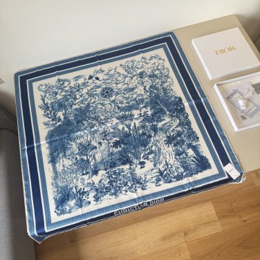 ch 110Dior jungle hand-painted handkerchiefsize&iuml;&frac14;�90x90cmMaterial 100% real silk_7124