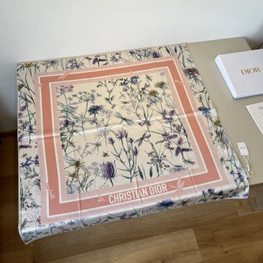 ch 110Dior's new silk handkerchief floral collection is full of vitalityThis handke_1290