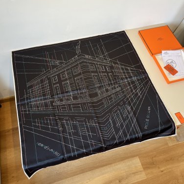 ch 110Hermes silk handkerchief (100% mulberry silk)This work, designed by Cyrille D