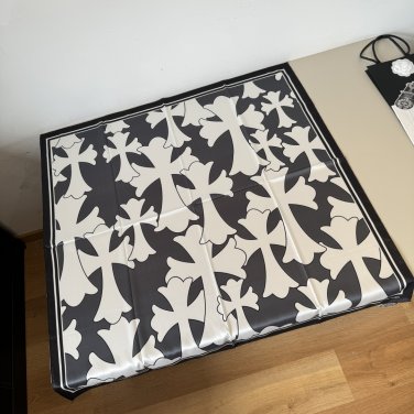 ch 110Kroxin 90cm silk square scarf is made of top-quality twill silk material with h_3711
